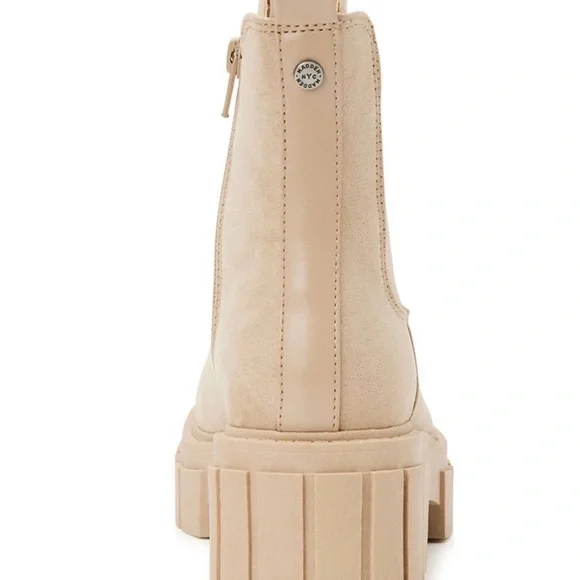 Madden NYC Women's Chunky Lug Chelsea Boots Size 9 - Picture 4 of 13